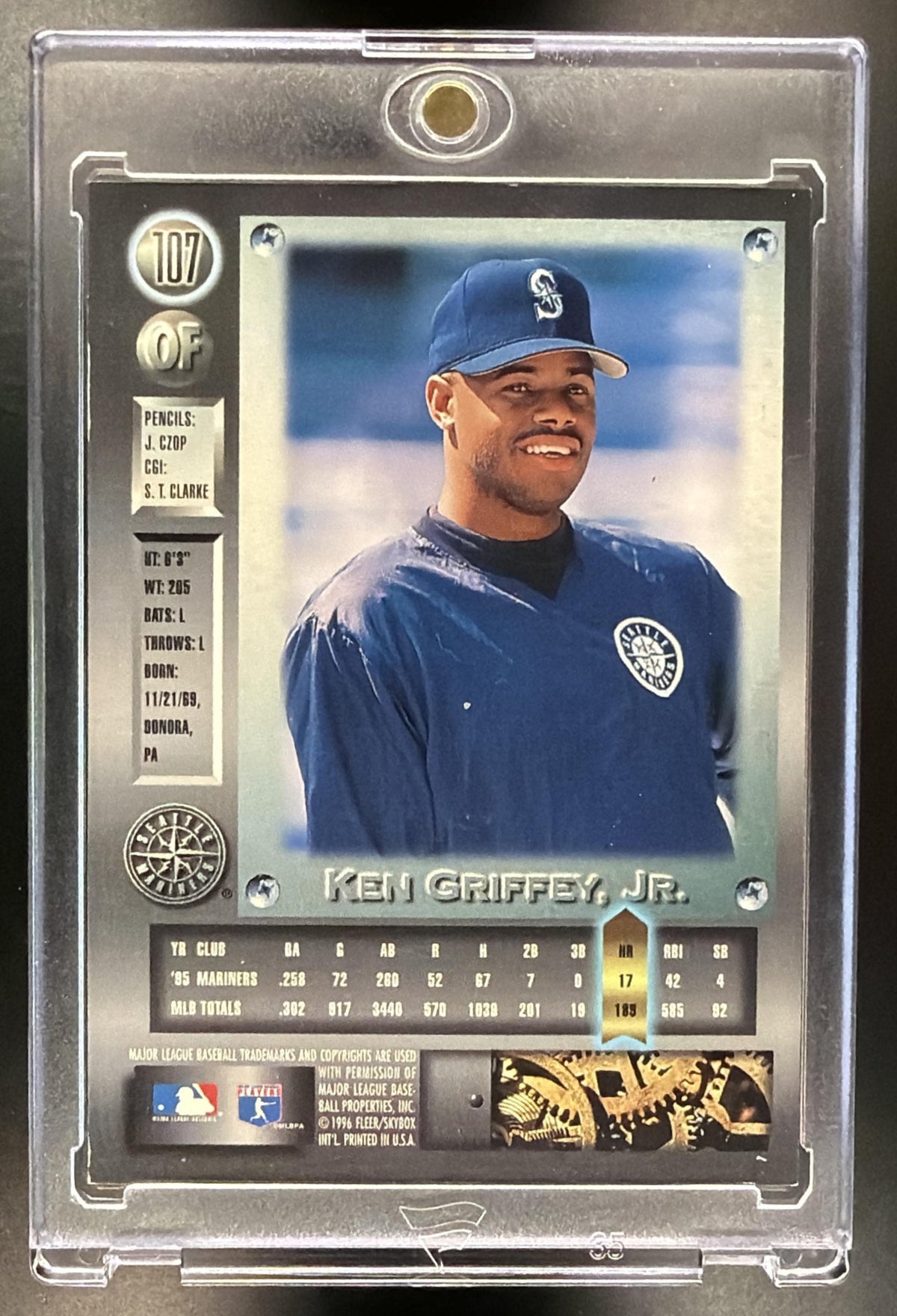 1996 Fleer Metal Ken Griffey Jr #107