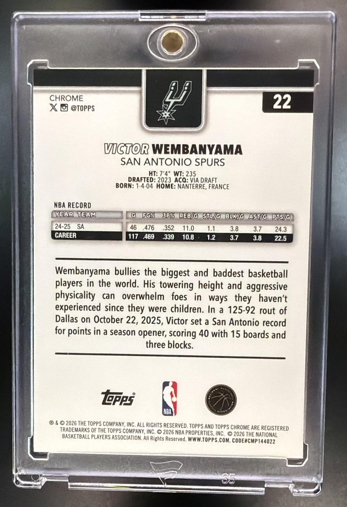2025-26 Topps Chrome Update Victor Wembanyama #22 Green Ray Wave Refractor /99