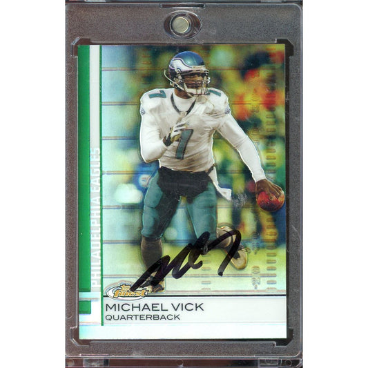 2009 Topps Finest Michael Vick Refractor #34 IP Auto