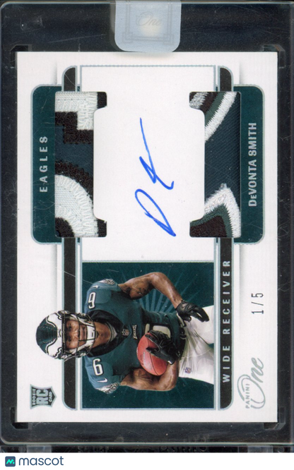 2021 Panini One Devonta Smith Duel Patch Platinum Auto /5 RC