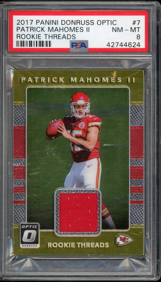 2017 Optic Patrick Mahomes II Rookie Threads Jersey PSA 8 RC