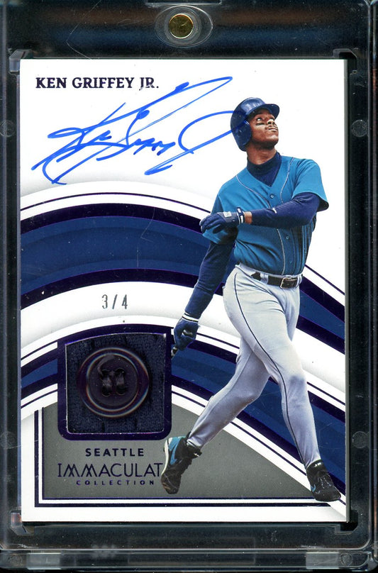 2023 Immaculate Ken Griffey Jr Button Patch Auto /4