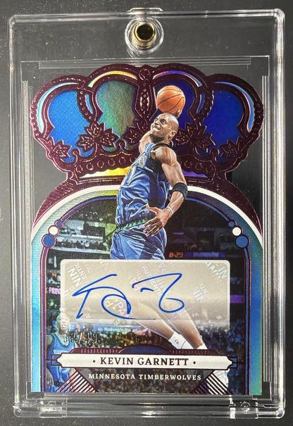 2022-23 Panini Crown Royale Kevin Garnett #CA-KVG Auto Purple /49