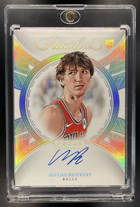 2024-25 Panini Flawless Matas Buzelis #2 Focus Auto /25 RC